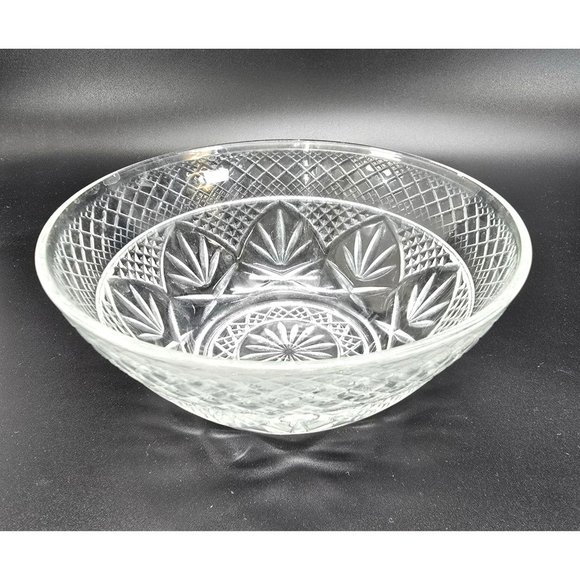 Vintage Cut Glass Serving Bowl With Intricate Diamond & Starburst Pattern JJ3815 - Picture 1 of 10